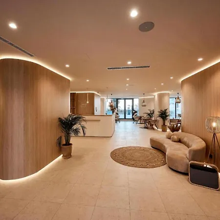 Waves 342 Infinity 公寓 那沃达利