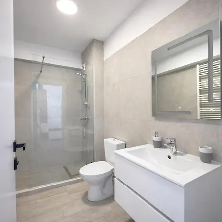 Waves 342 Infinity Lägenhet *